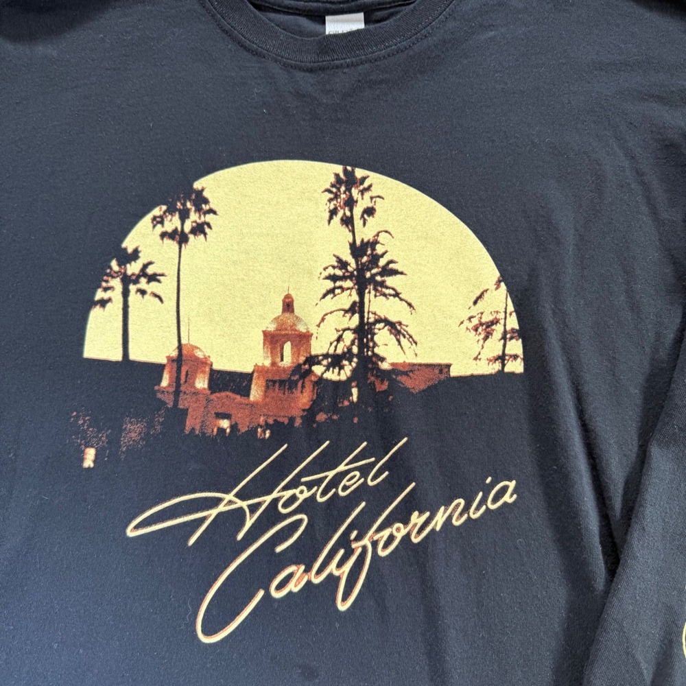 Eagles Hotel California 2021 Tour Shirt Long Sleeve Black Mens XL Gildan Cotton - Picture 4 of 11